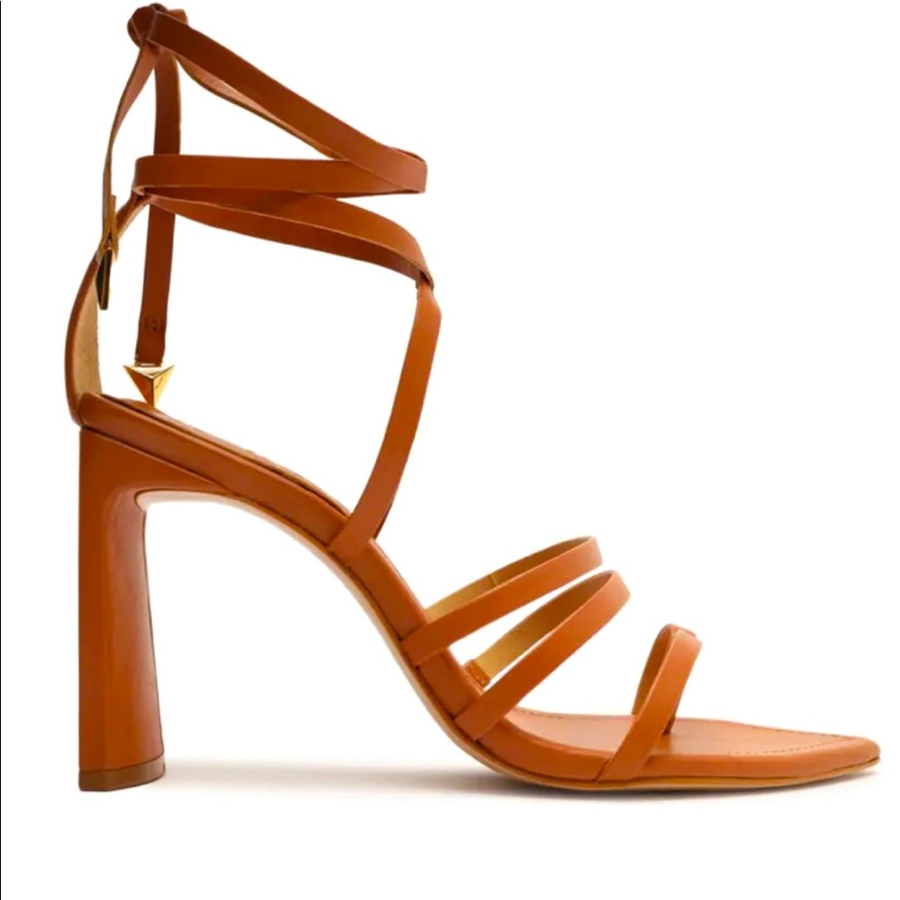 Schutz leaf sandal brand new in box. Never worn size 9,5